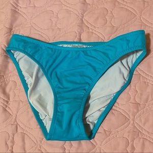 Venus moderate style bikini bottom